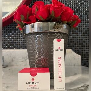 NEXXT lip plumper and lip mask set